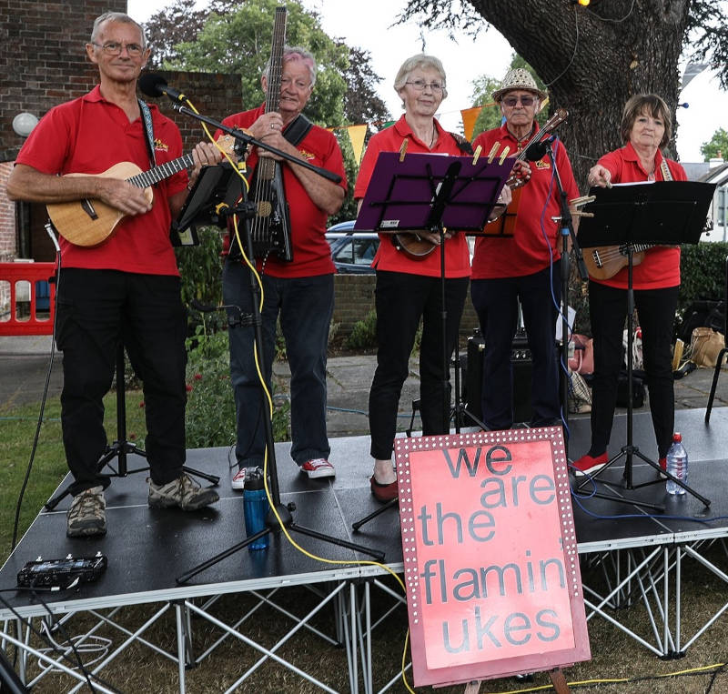 Ukes-at-Ringwood-August-2021-cropped